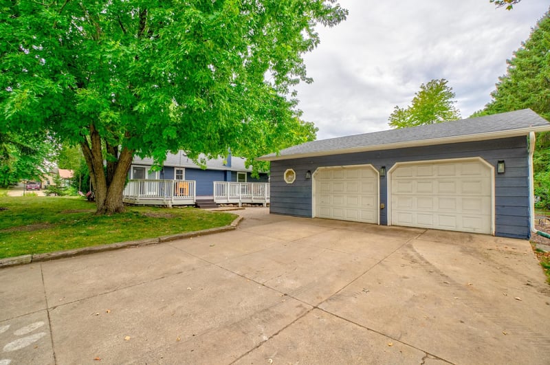 5783 Upper 183rd St W, Farmington, MN 55024