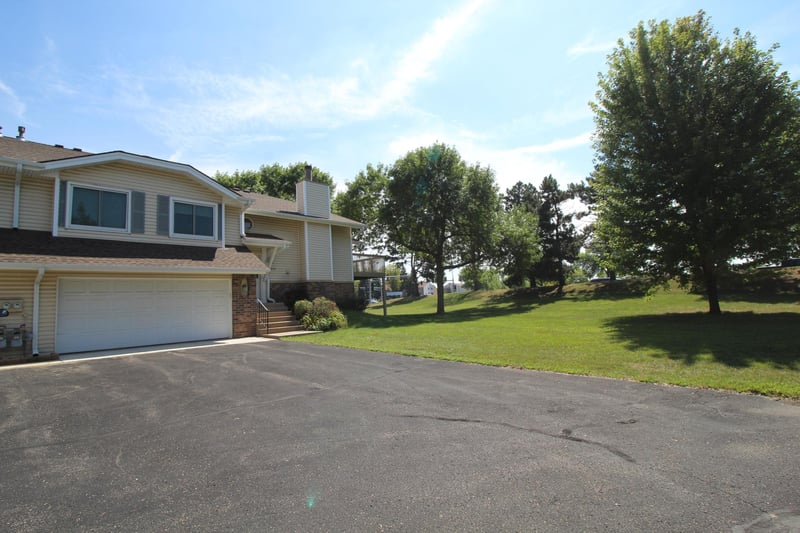 14474 Portland Ave, Burnsville, MN 55337