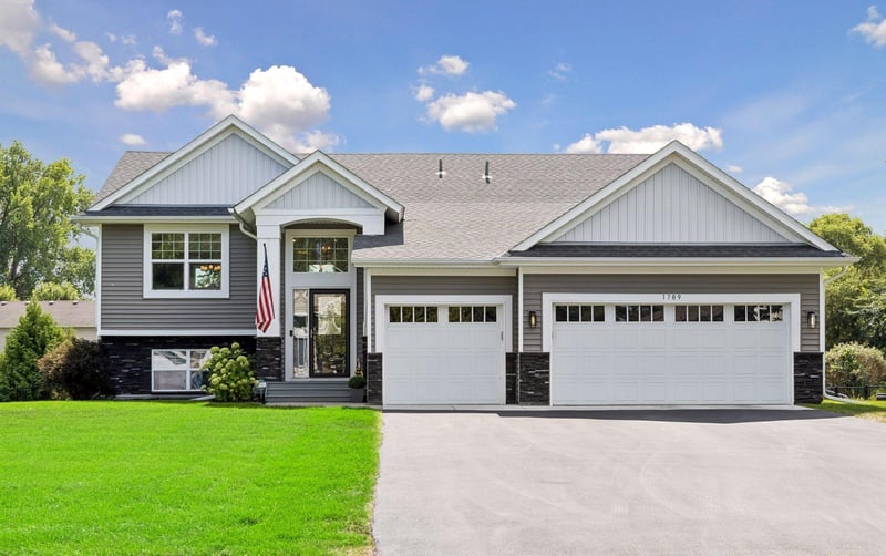1789 Partridge Pl, Centerville, MN 55038