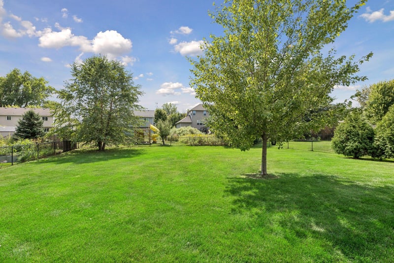 1789 Partridge Pl, Centerville, MN 55038
