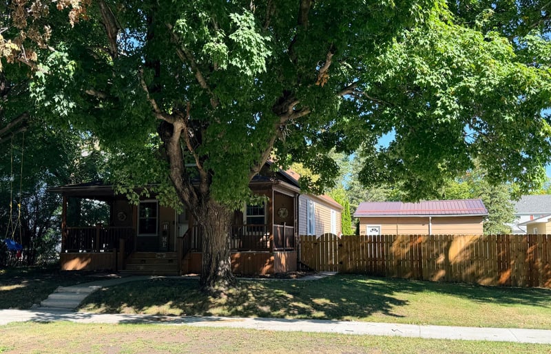 509 5th St NE, Fosston, MN 56542