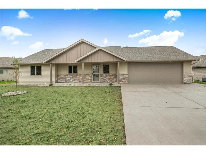 107 Barry Loop NW, Richmond, MN 56368