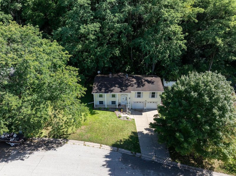 1026 Glen Echo Rd, Winona, MN 55987