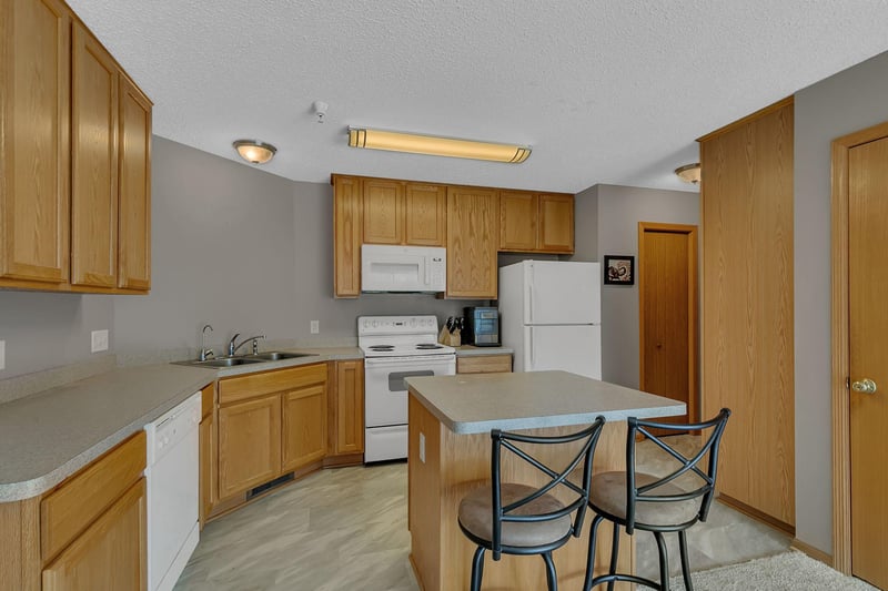 17529 69th Pl N, Maple Grove, MN 55311