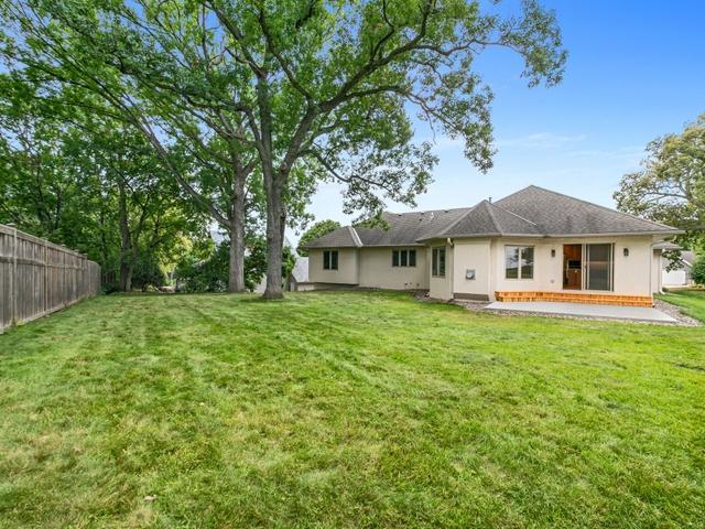 13172 Galleria Pl, Apple Valley, MN 55124
