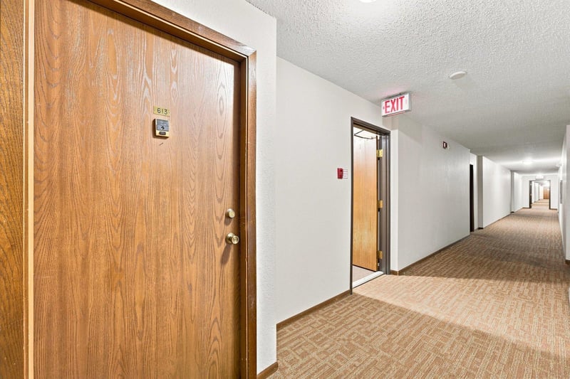 14630 Garrett Ave #613, Apple Valley, MN 55124