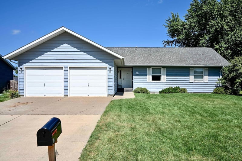 30 Tews Ave, Lewiston, MN 55952
