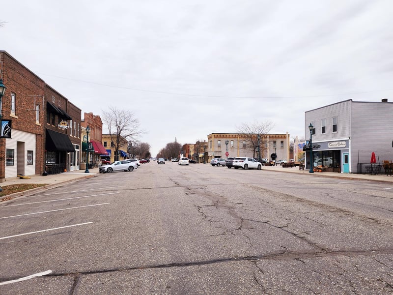 112 W Main St, Belle Plaine, MN 56011