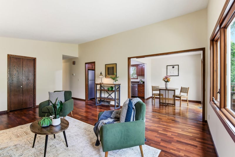 13121 Upton Ave S, Burnsville, MN 55337