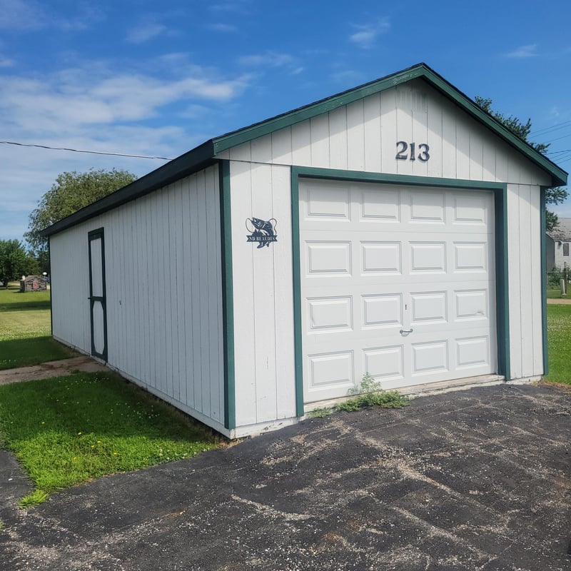 213 4th St SW, Kent, MN 56553