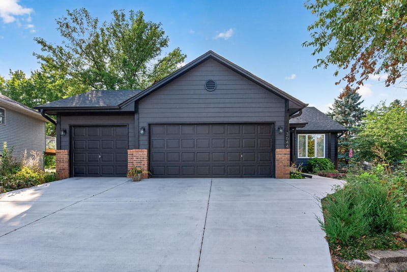 3644 James Ct, Hastings, MN 55033