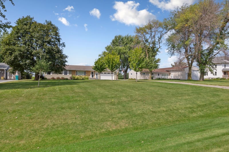 34421 Old Highway 13, Waseca, MN 56093
