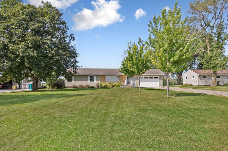 34421 Old Highway 13, Waseca, MN 56093