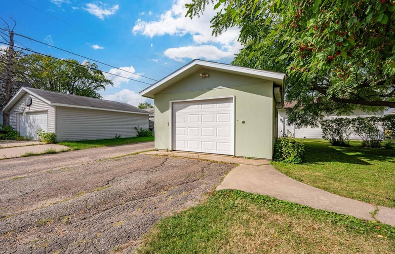 213 Sadie St, Marble, MN 55764