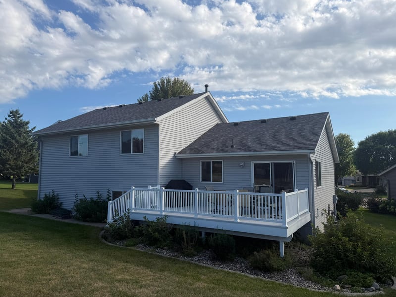 715 Prairie Ln, Sauk Rapids, MN 56379
