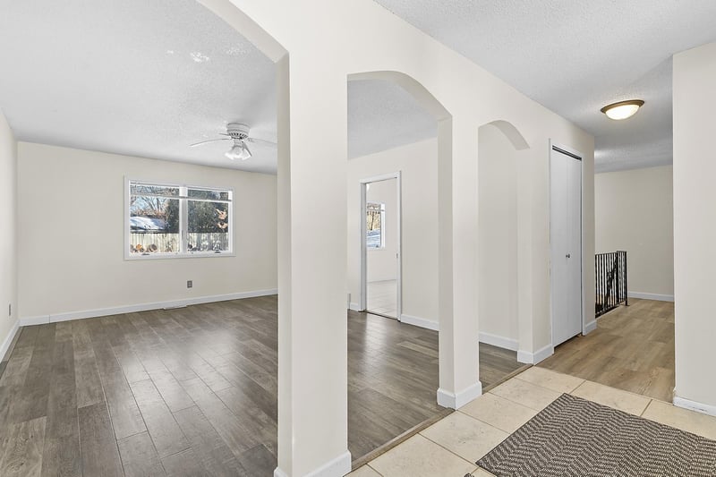 5885 Hidden Oaks Cir SE, Prior Lake, MN 55372