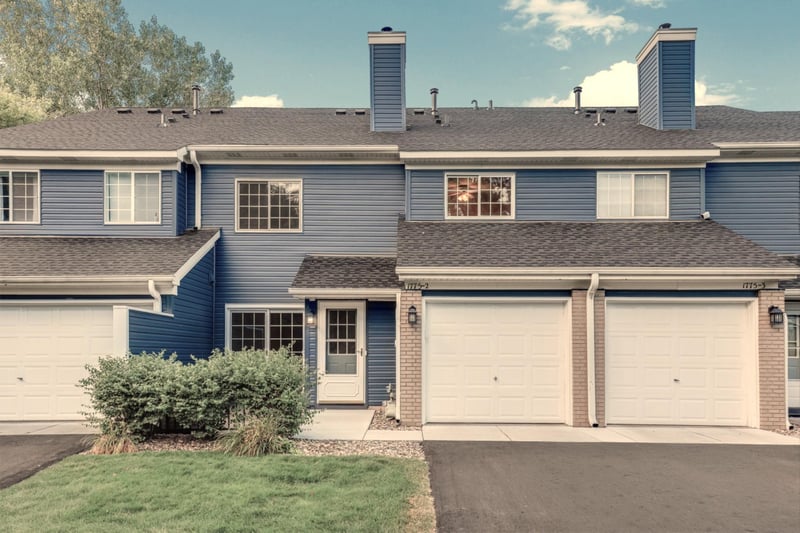 1775 Donegal Dr #2, Woodbury, MN 55125