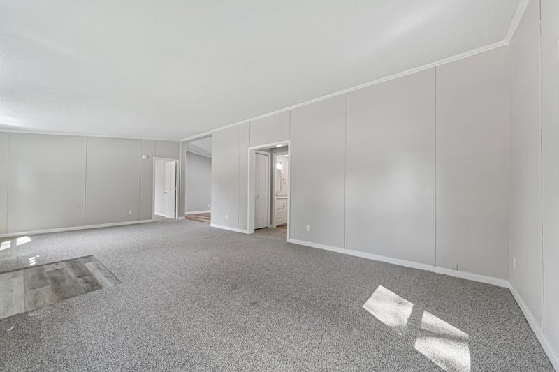 104 Central Ave S, Dodge Center, MN 55927