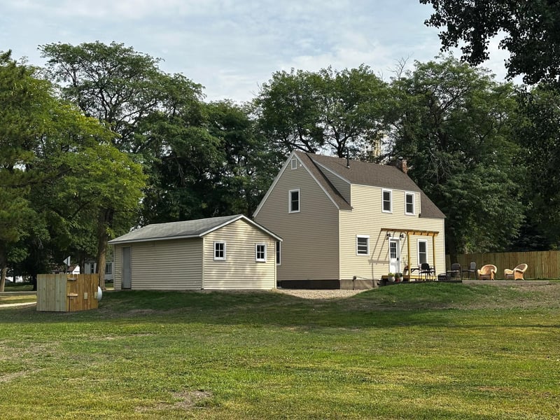405 Main St, Alberta, MN 56207