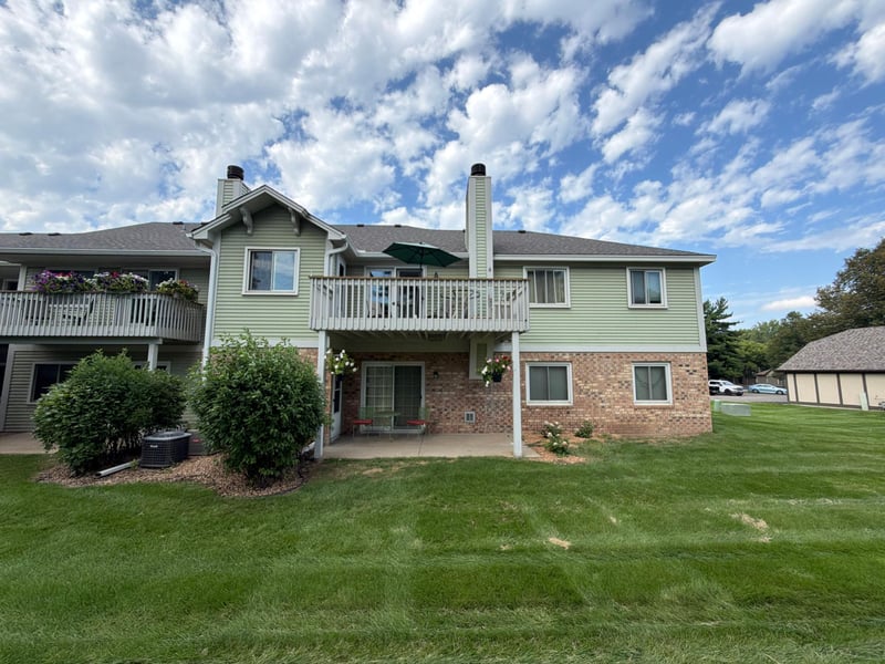 5135 Balmoral Ln, Bloomington, MN 55437