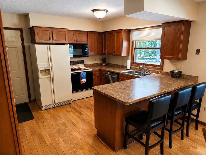 13042 Arden Blvd, Little Falls, MN 56345