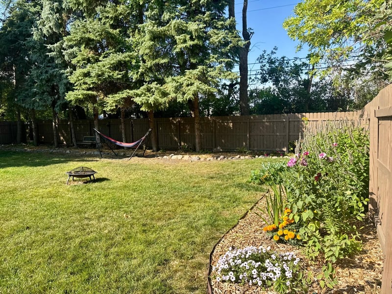 1523 Hoven Ln, Crookston, MN 56716
