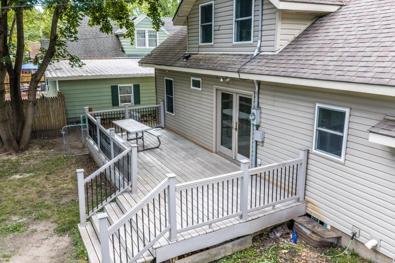 304 3rd St NW, Little Falls, MN 56345