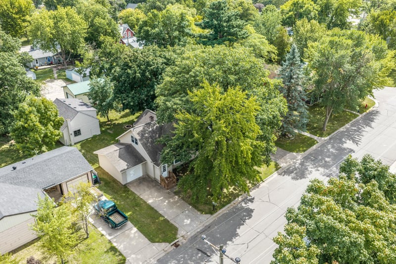 304 3rd St NW, Little Falls, MN 56345