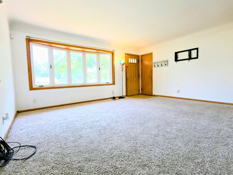 1515 Birmingham St, Saint Paul, MN 55106