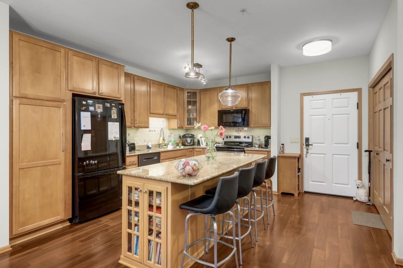7100 Metro Blvd #234, Edina, MN 55439