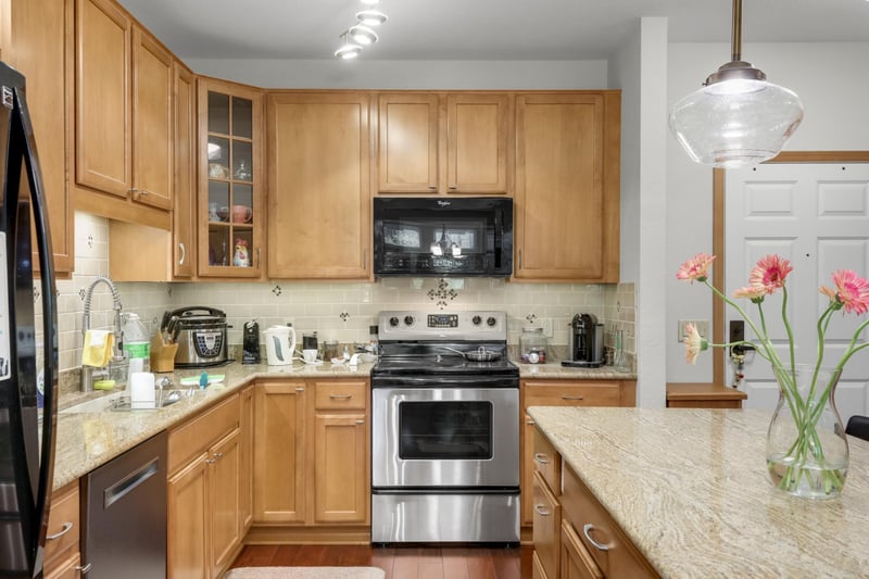 7100 Metro Blvd #234, Edina, MN 55439