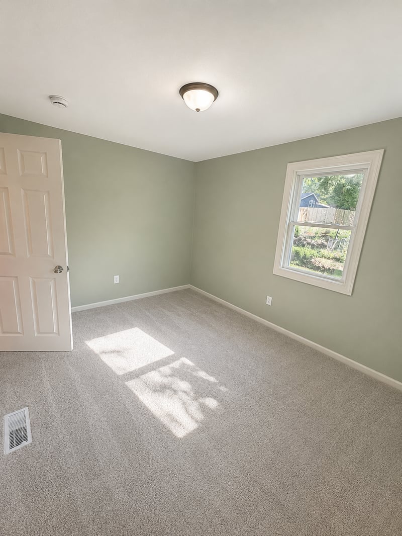 3046 Dundee Ln, Mound, MN 55364