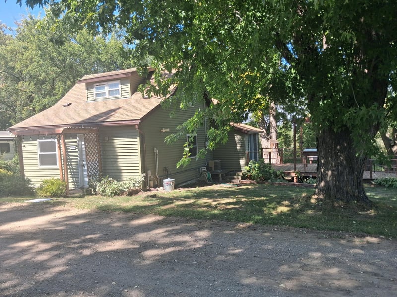 410 W Pleasant Ave, Elizabeth, MN 56533
