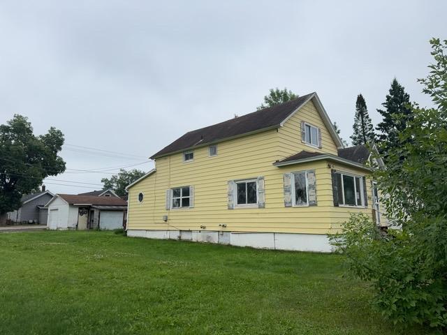2604 5th Ave W, Hibbing, MN 55746