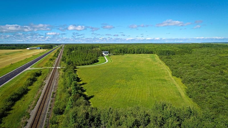39090 State Highway 313, Warroad, MN 56763