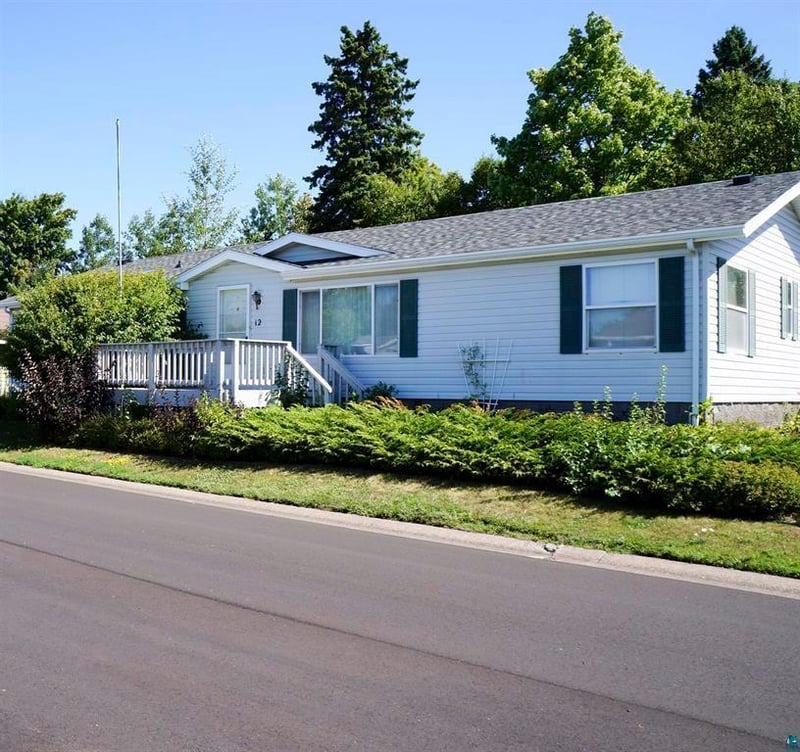 12 Olea Ave, Duluth, MN 55810