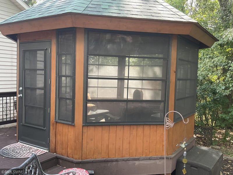 2139 14th Ave E, North Saint Paul, MN 55109