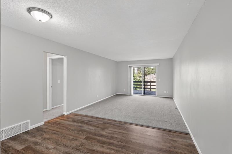 9091 207th St W, Lakeville, MN 55044