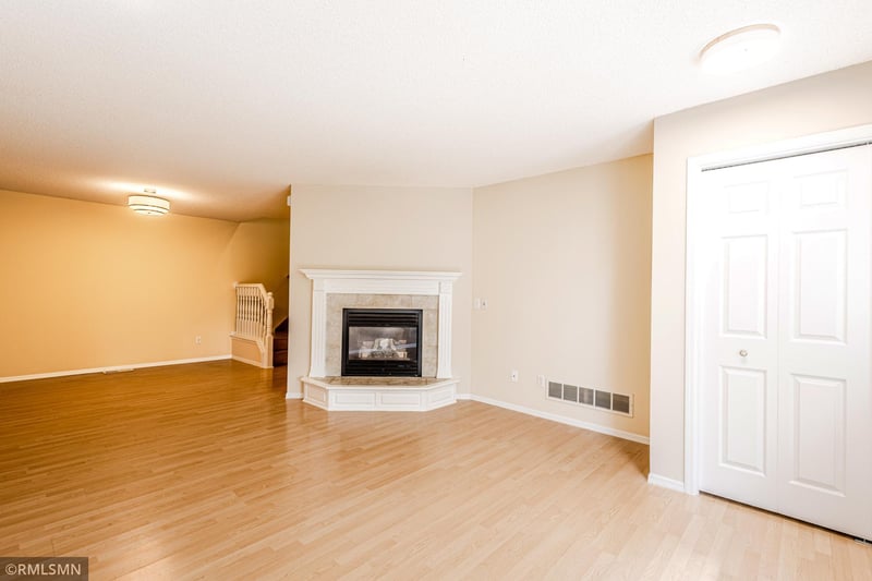 12255 Zealand Ave N, Champlin, MN 55316