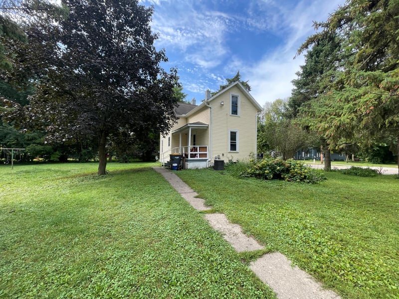 405 Central Ave S, Mapleton, MN 56065