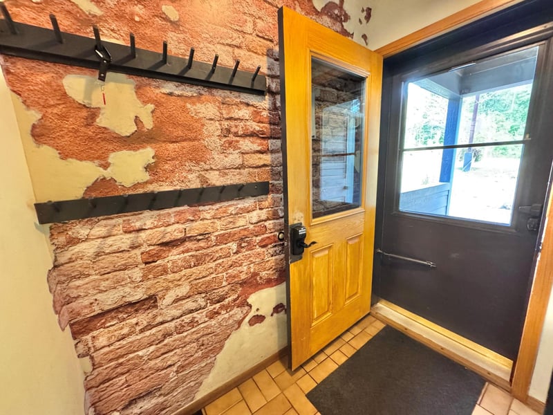 527 Moose Mountain Dr, Lutsen, MN 55615