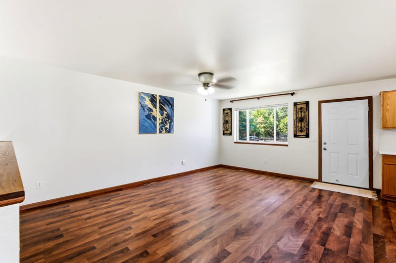 1814 Clearwater Rd, Saint Cloud, MN 56301
