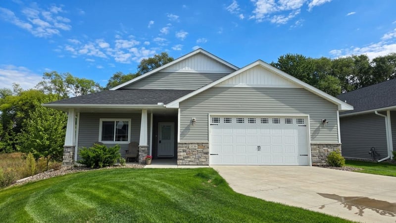 3134 Zuni Way NW, Anoka, MN 55303