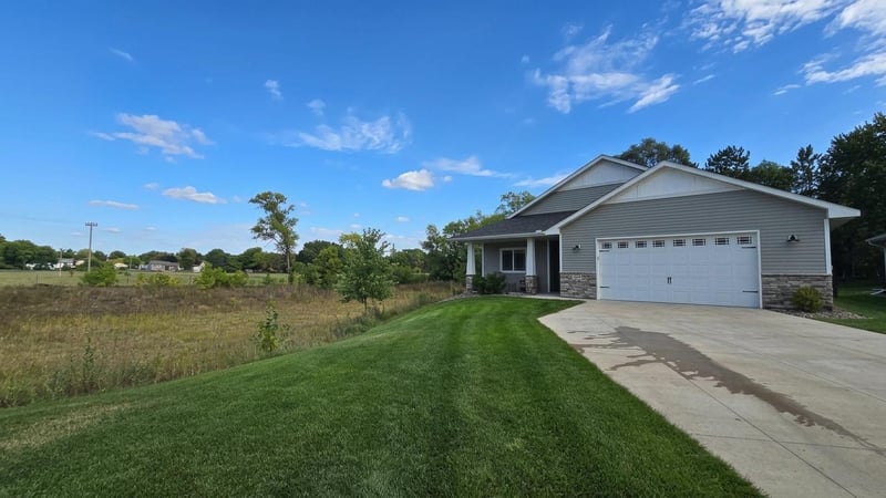 3134 Zuni Way NW, Anoka, MN 55303