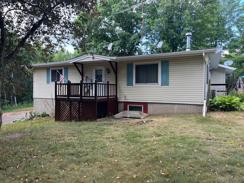 N4541 Loop Rd, Spooner, WI 54801