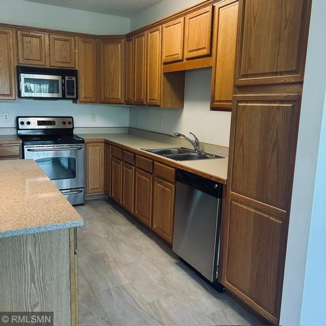 8341 Lyndale Ave S #419, Bloomington, MN 55420