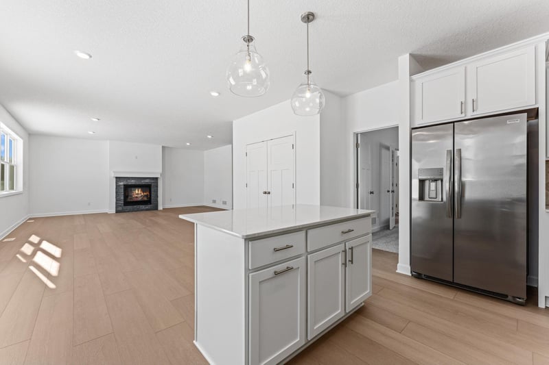 656 Sierra Pw, Waconia, MN 55387