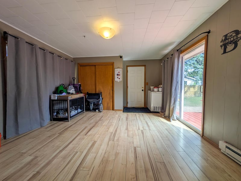 220 2nd Ave NW, Rothsay, MN 56579
