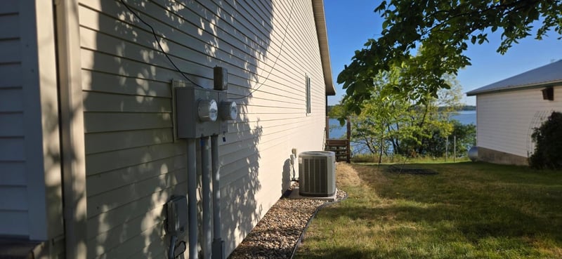 211 W Lake St, Parkers Prairie, MN 56361
