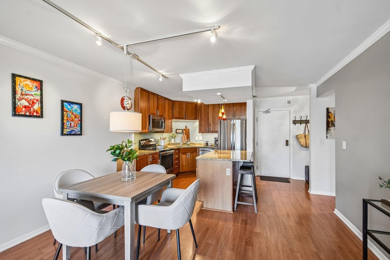 401 S 1st St #1718, Minneapolis, MN 55401